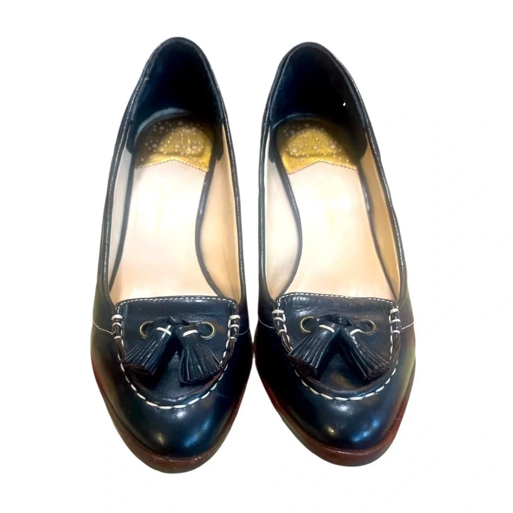 COLE HAAM NIKE AIR Black Wedge Tissle Shoes with Elegant Design
